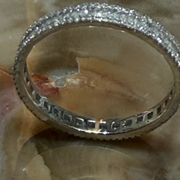 Stunning 14k white gold diamond eternity band ring - Picture 7 of 12